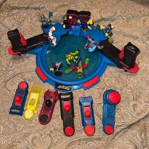 Ultimate Battle Arena Playset - Blue and Red